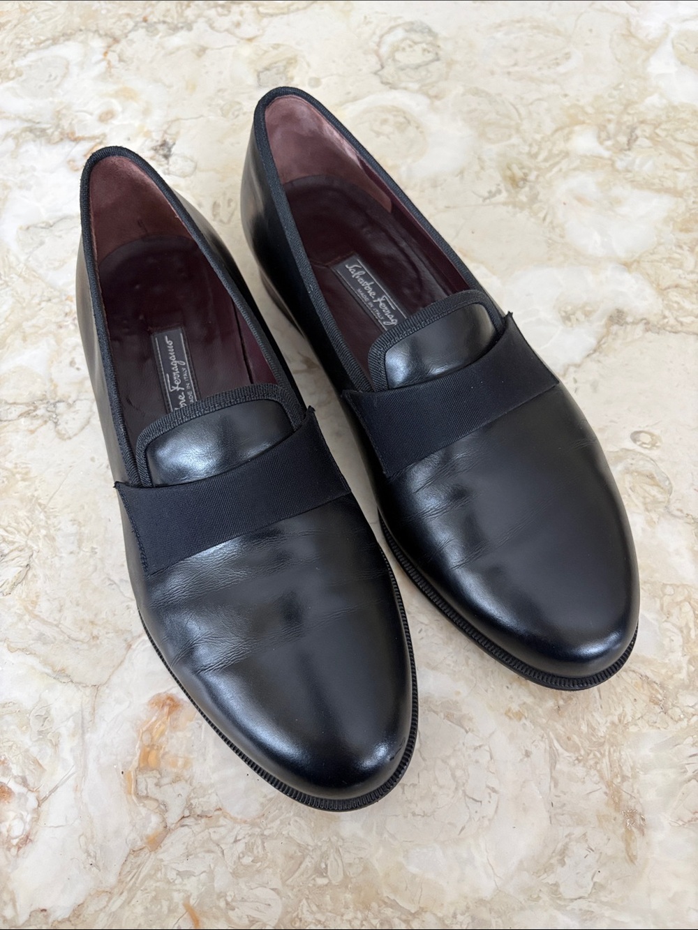 Salvatore Ferragamo "Rio" Black Leather Grosgrain Tuxedo Loafers - 9.5 EEE